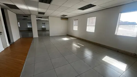 Waterford Office Park, Cnr Witkoppen & Waterford dr, Fourways